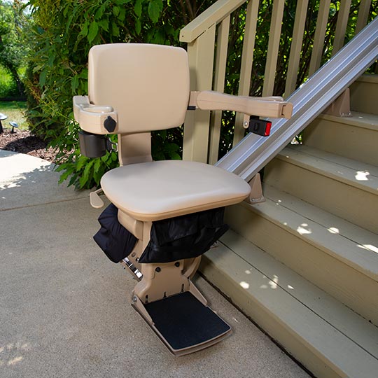 Long Beach chairstair used stairway refurbished staircase are chair stairlift discount Long Beach