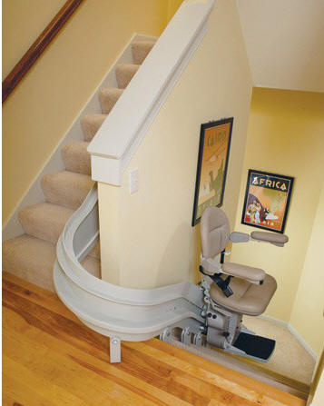 Curved stair lift