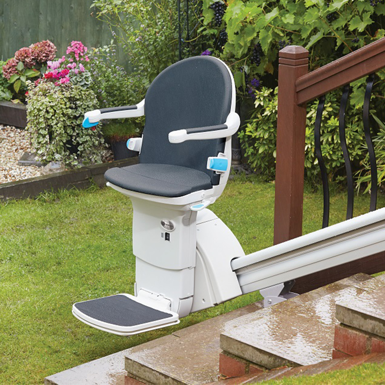 Outdoor stair lift