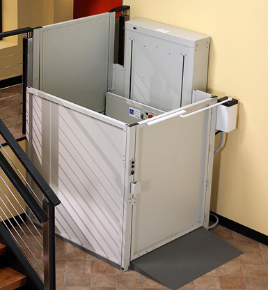 Vertical platform lift